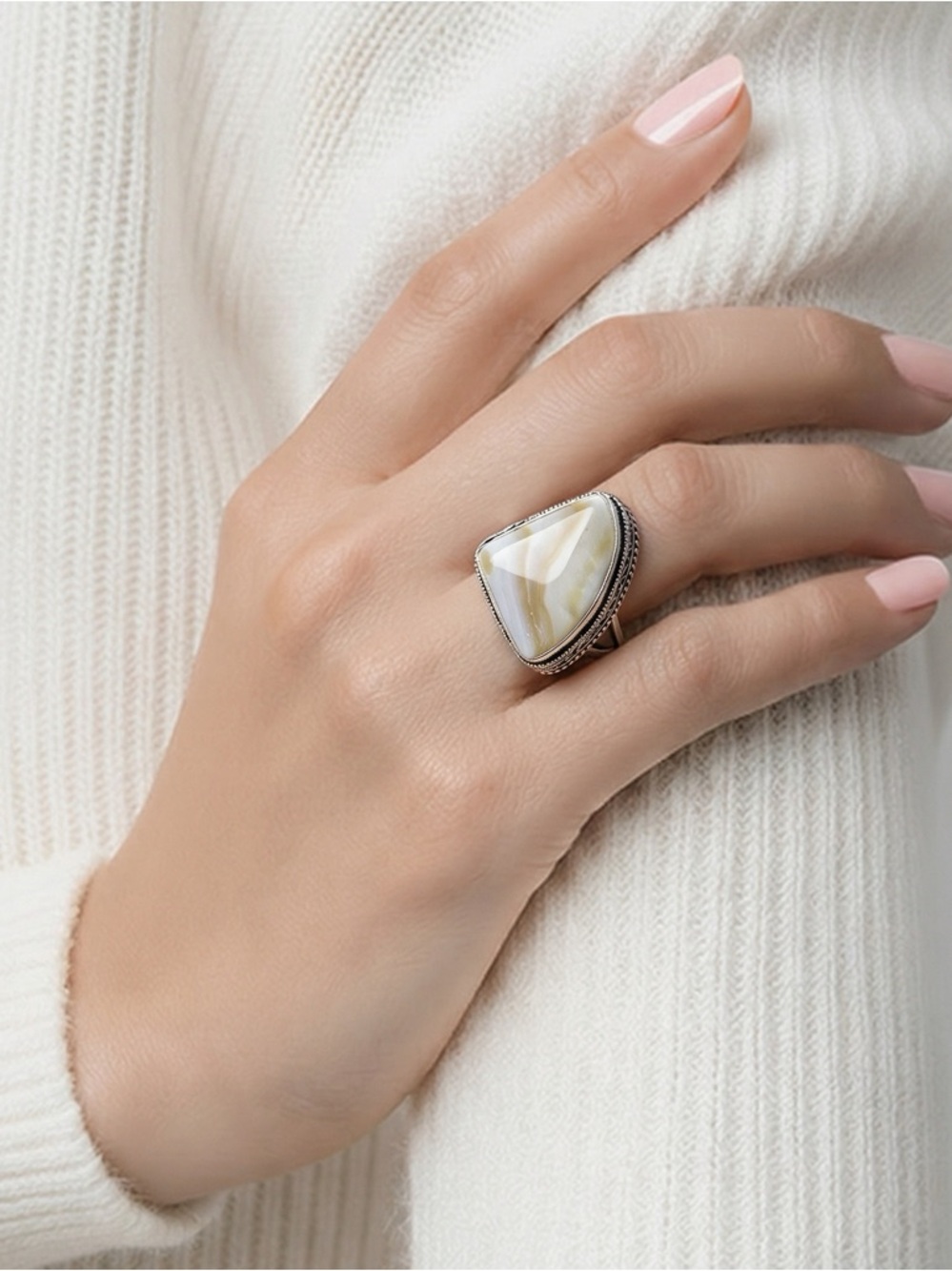 Handmade Ring Mother of‎ Pearl Silver Plated Adjustable Size 4.5–7.5